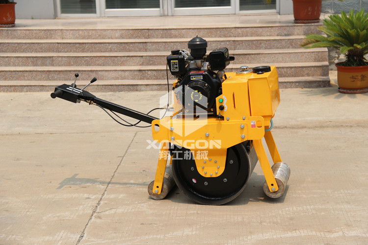 原來(lái)這才是小型振動(dòng)壓路機(jī)不震動(dòng)的原因！看完哭了