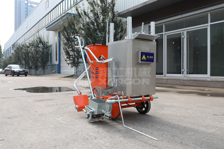 單鋼輪振動(dòng)壓路機(jī)不振動(dòng)怎么辦？應(yīng)究其原因?qū)ΠY下藥